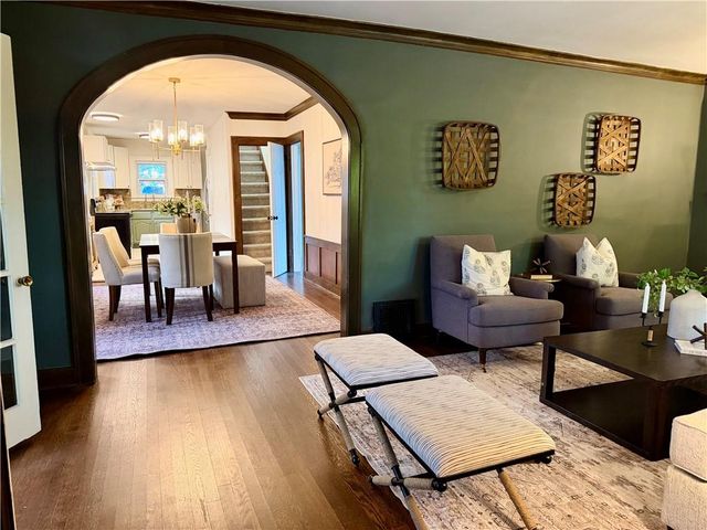 319 E 70th Terrace, Kansas City, MO 64113