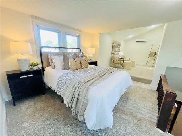 319 E 70th Terrace, Kansas City, MO 64113
