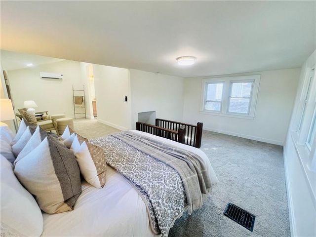 319 E 70th Terrace, Kansas City, MO 64113