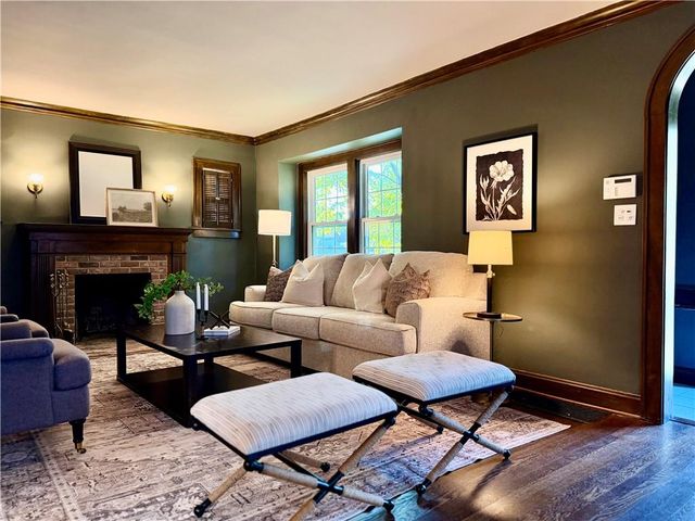 319 E 70th Terrace, Kansas City, MO 64113