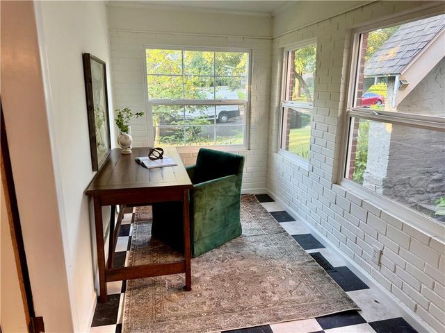 319 E 70th Terrace, Kansas City, MO 64113