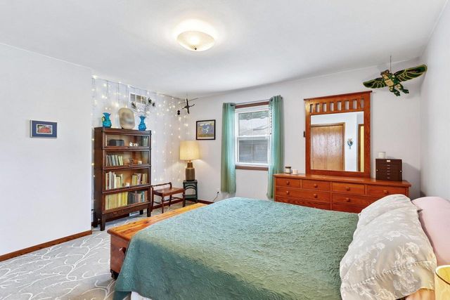 318 Oldfield Road, Madison, WI 53717
