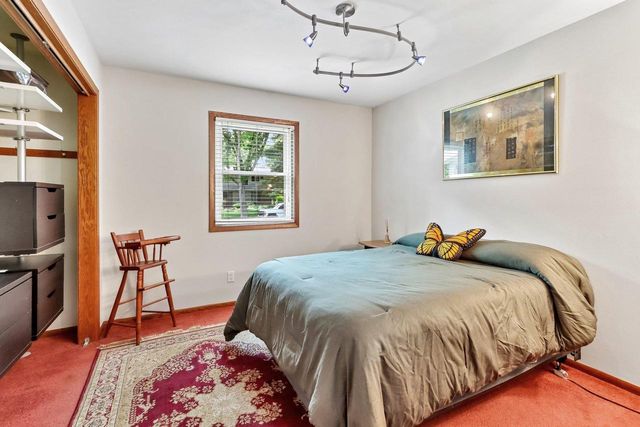 318 Oldfield Road, Madison, WI 53717