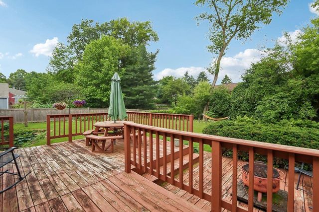 318 Oldfield Road, Madison, WI 53717