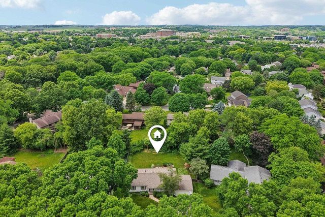318 Oldfield Road, Madison, WI 53717