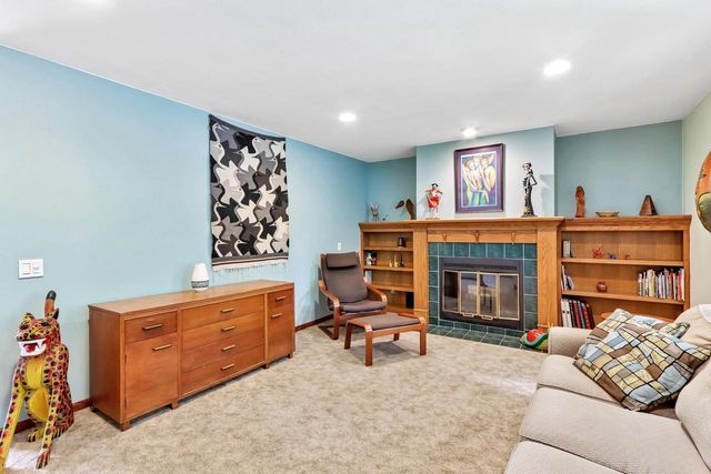318 Oldfield Road, Madison, WI 53717