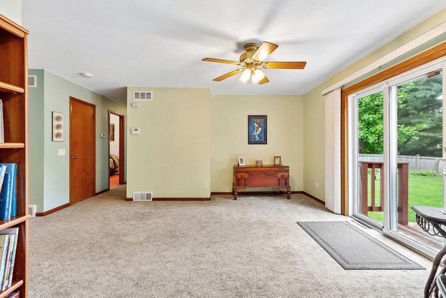 318 Oldfield Road, Madison, WI 53717