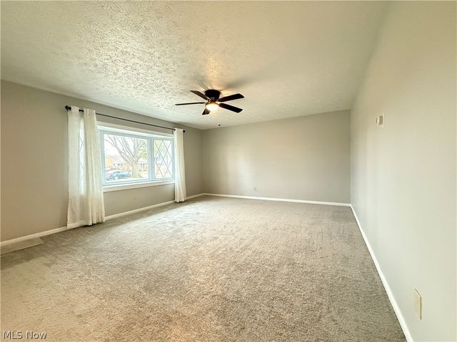 6751 Oakwood Road, Parma Heights, OH 44130