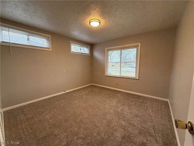 6751 Oakwood Road, Parma Heights, OH 44130