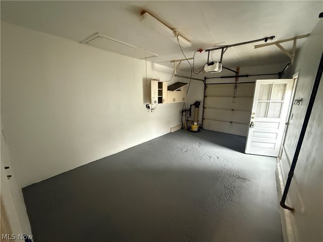 6751 Oakwood Road, Parma Heights, OH 44130