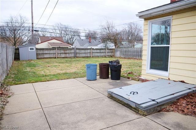 6751 Oakwood Road, Parma Heights, OH 44130