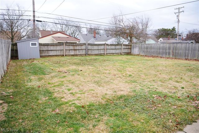 6751 Oakwood Road, Parma Heights, OH 44130