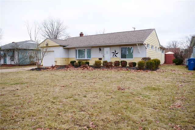 6751 Oakwood Road, Parma Heights, OH 44130