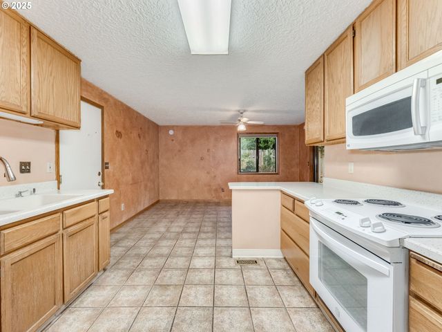 4928 Ne 145TH Ave, Vancouver, WA 98682