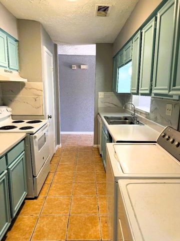 12722 Bexley Drive 2722, Houston, TX 77099