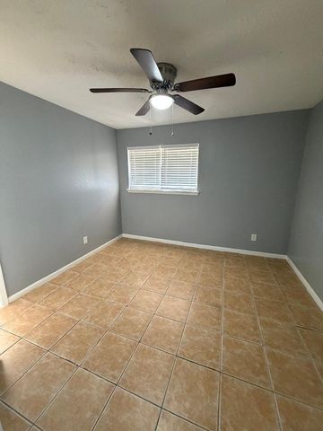 12722 Bexley Drive 2722, Houston, TX 77099