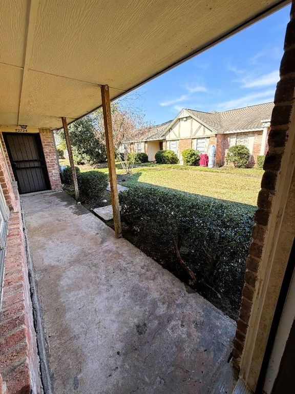 12722 Bexley Drive 2722, Houston, TX 77099