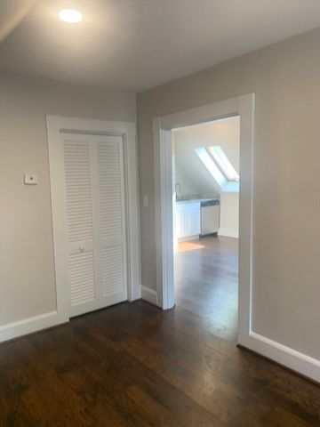 13 School Street 3, Beverly, MA 01915
