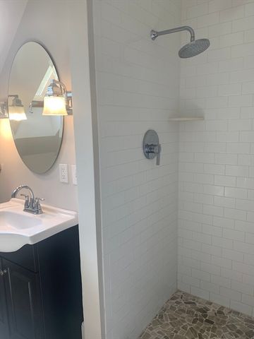 13 School Street 3, Beverly, MA 01915