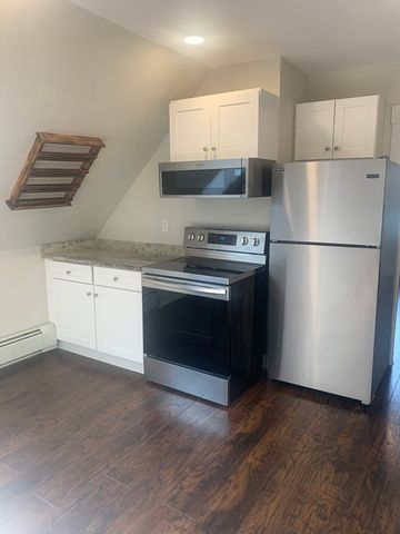 13 School Street 3, Beverly, MA 01915