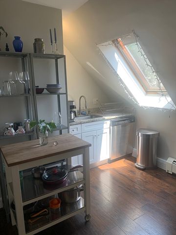 13 School Street 3, Beverly, MA 01915