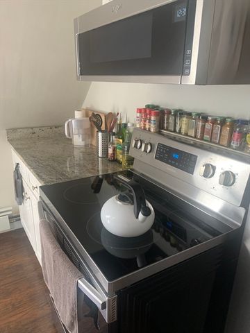 13 School Street 3, Beverly, MA 01915