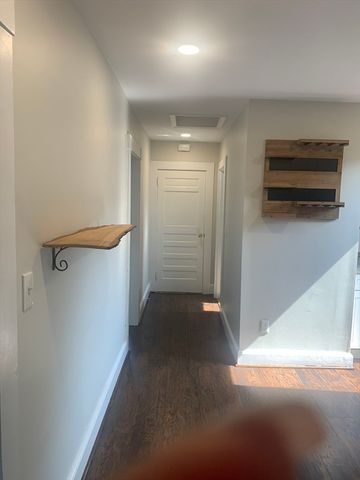 13 School Street 3, Beverly, MA 01915