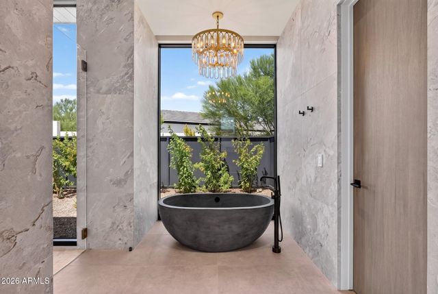 6232 E BRET HILLS Drive, Paradise Valley, AZ 85253