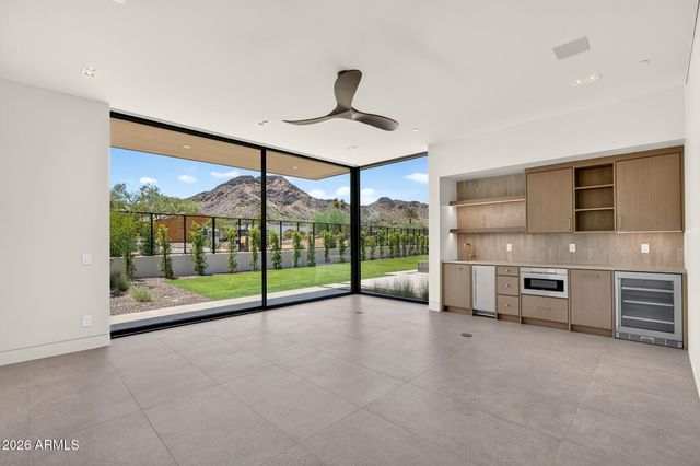6232 E BRET HILLS Drive, Paradise Valley, AZ 85253