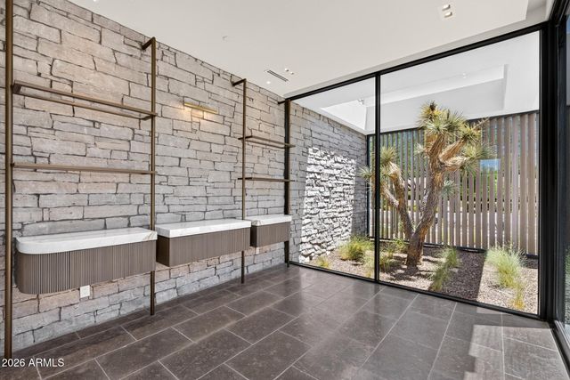 6232 E BRET HILLS Drive, Paradise Valley, AZ 85253