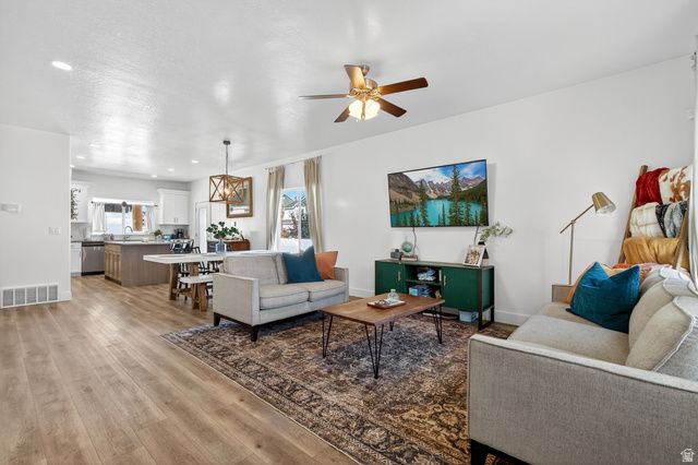 961 N 120 E, Santaquin, UT 84655