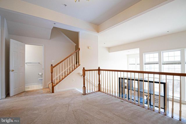 1682 WHITE OAK VISTA DR, Silver Spring, MD 20904