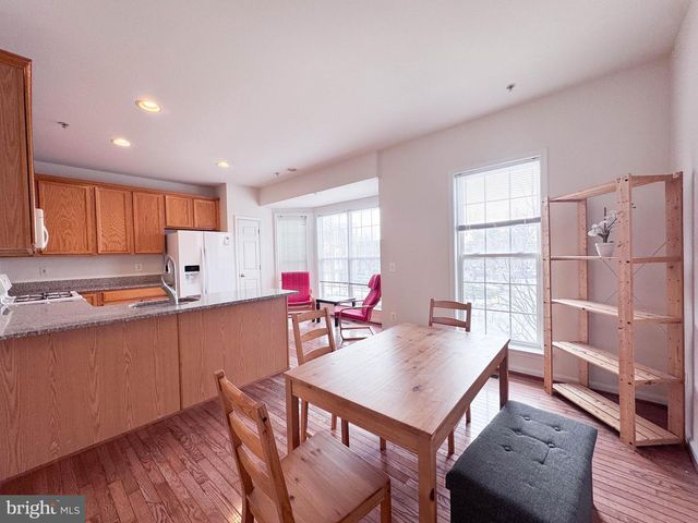 1682 WHITE OAK VISTA DR, Silver Spring, MD 20904