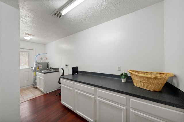 5425 Lazy Court, Willis, TX 77318
