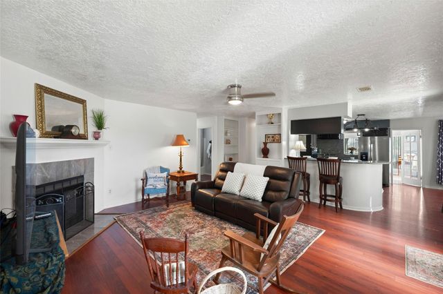 5425 Lazy Court, Willis, TX 77318