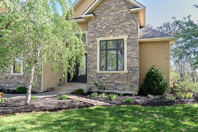 25080 State Avenue, Tonganoxie, KS 66086