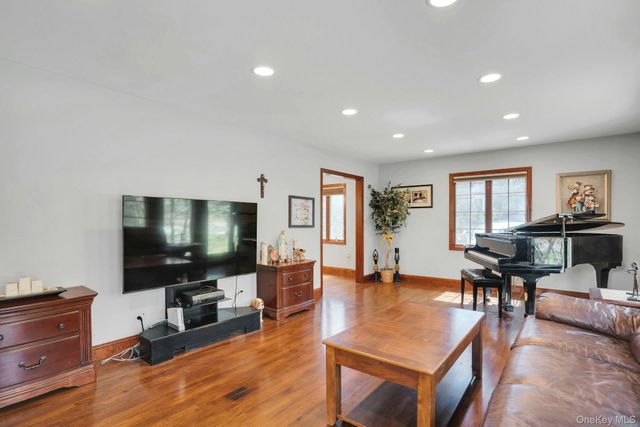 12 Bagatelle Road, Dix Hills, NY 11746