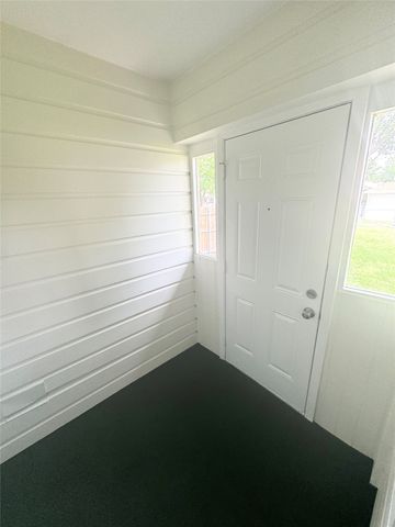 2803 Lockhart Avenue, Dallas, TX 75228