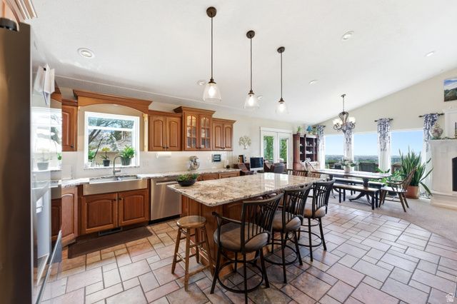 4205 W OAK RD N, Cedar Hills, UT 84062