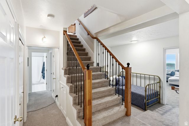 4205 W OAK RD N, Cedar Hills, UT 84062