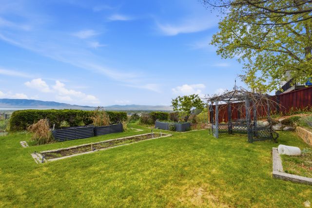 4205 W OAK RD N, Cedar Hills, UT 84062