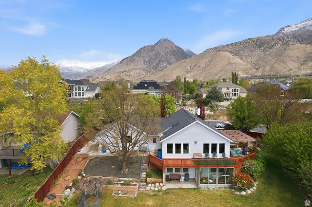 4205 W OAK RD N, Cedar Hills, UT 84062