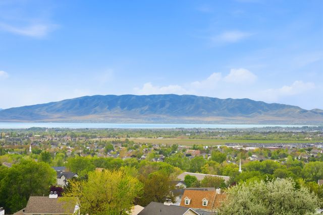 4205 W OAK RD N, Cedar Hills, UT 84062