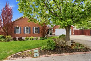 4205 W OAK RD N, Cedar Hills, UT 84062