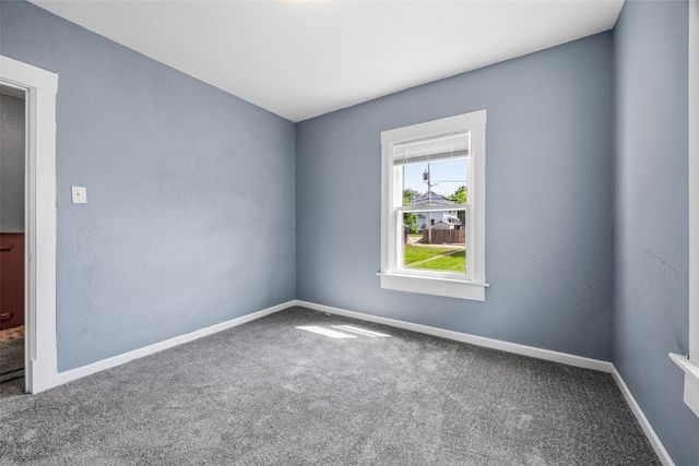 1531 Bever Avenue SE, Cedar Rapids, IA 52403