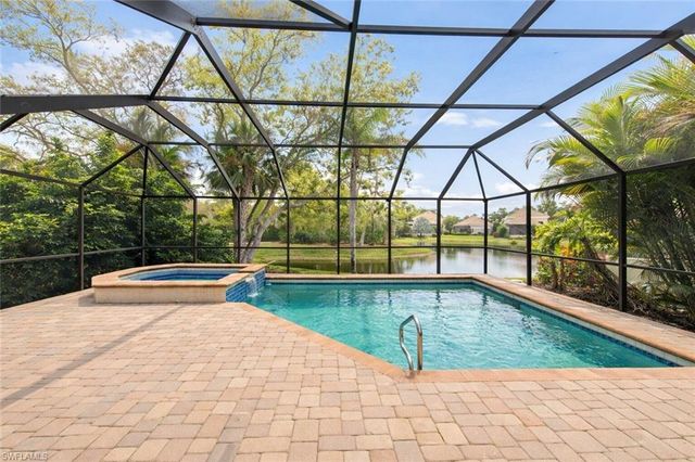 27260 Enclave DR, Bonita Springs, FL 34134