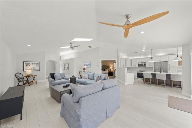 27260 Enclave DR, Bonita Springs, FL 34134