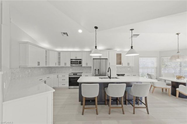 27260 Enclave DR, Bonita Springs, FL 34134