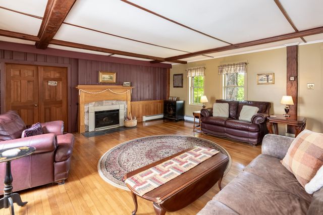 220 Stockbridge Corner Road, Alton, NH 03809