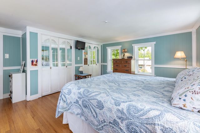 220 Stockbridge Corner Road, Alton, NH 03809